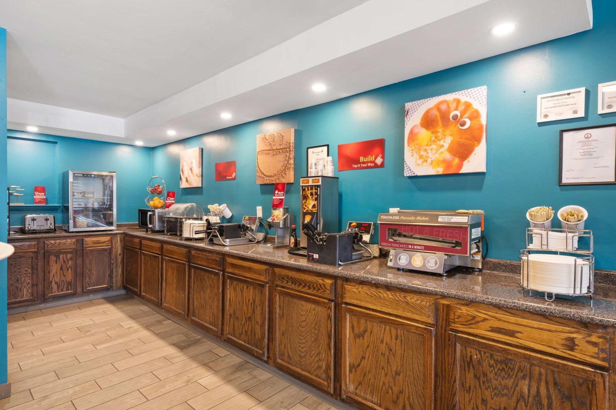 Best Western Plus Holiday Sands Inn & Suites Norfolk Exteriér fotografie