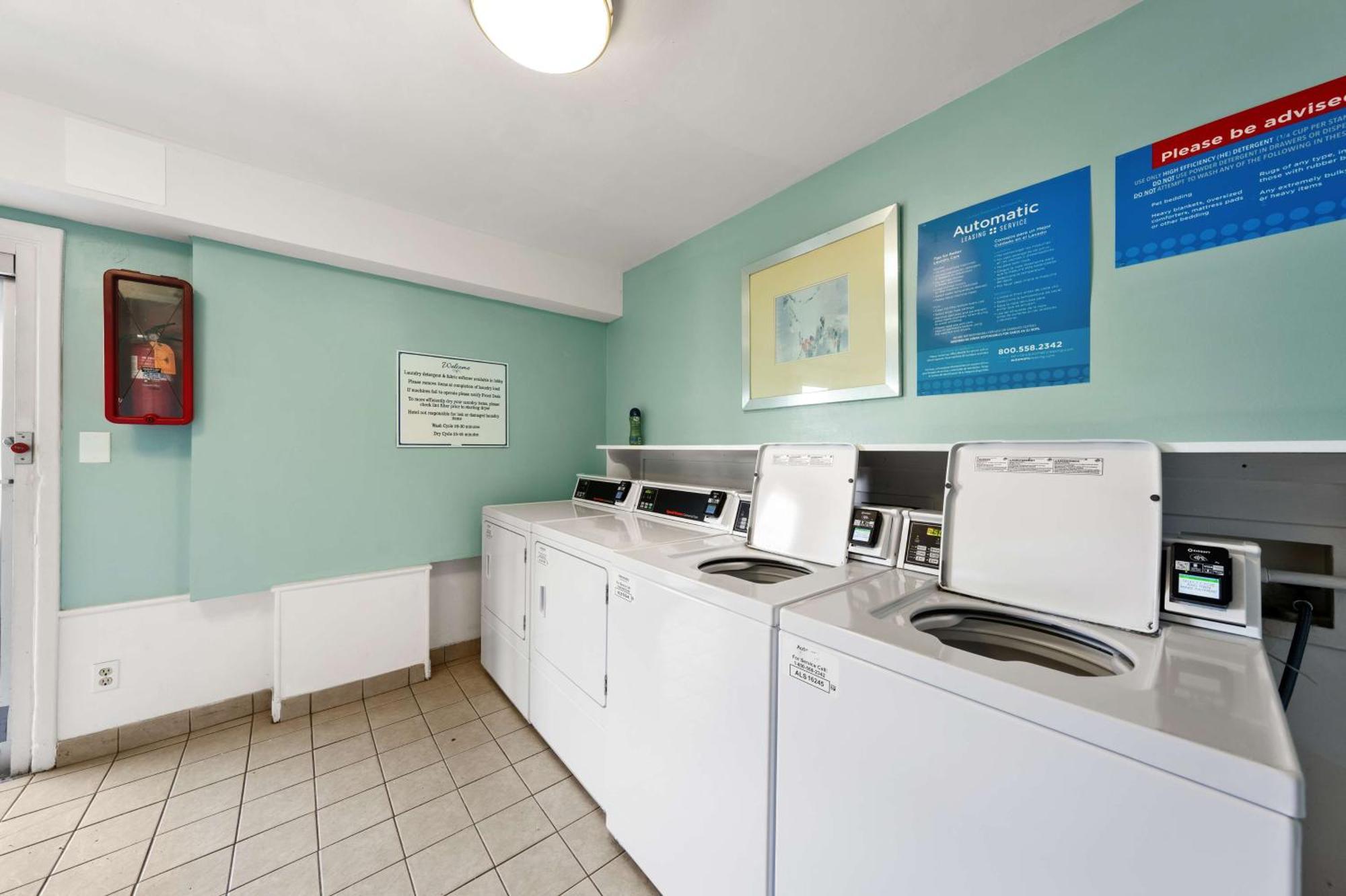 Best Western Plus Holiday Sands Inn & Suites Norfolk Exteriér fotografie