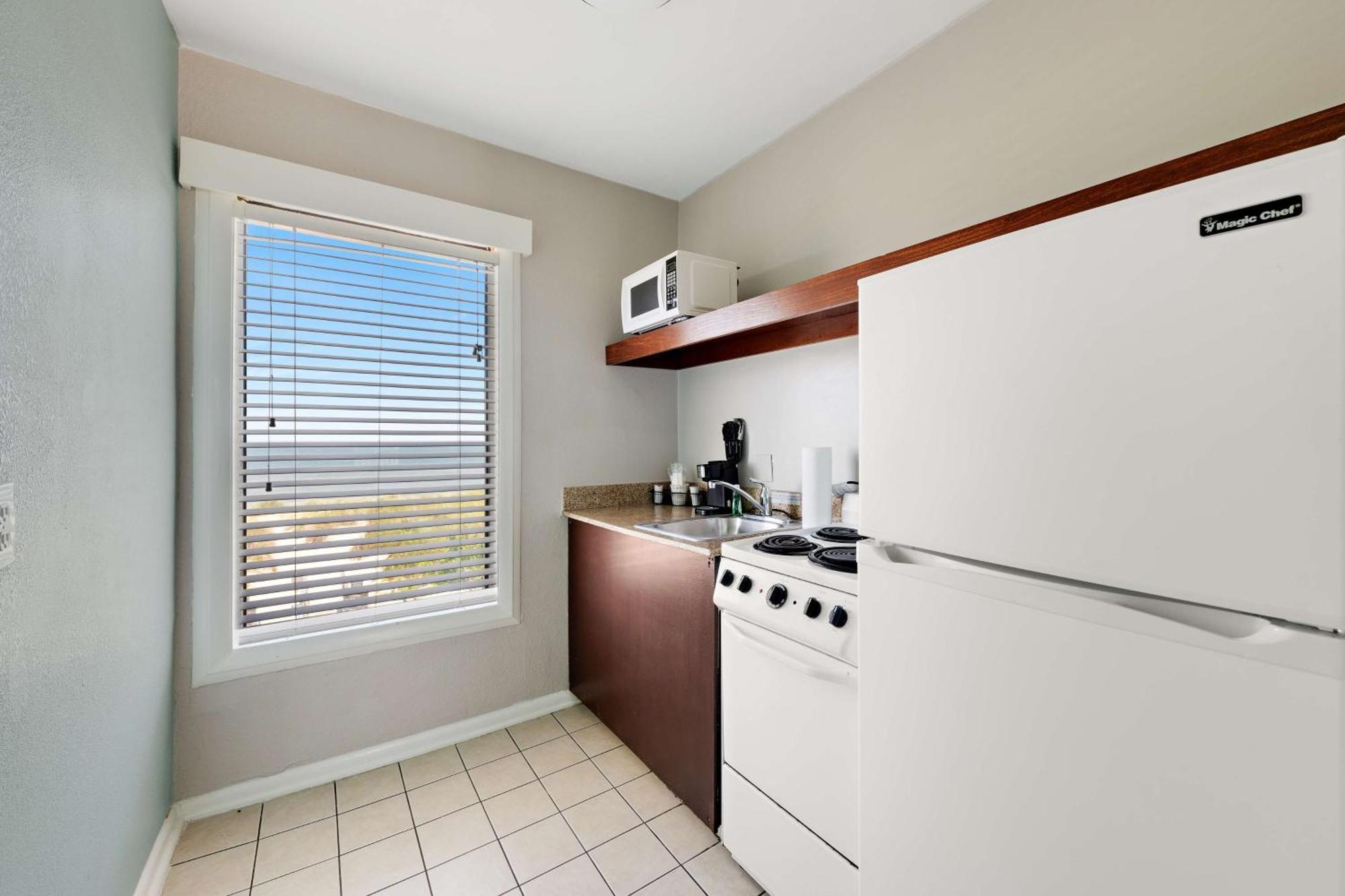 Best Western Plus Holiday Sands Inn & Suites Norfolk Exteriér fotografie
